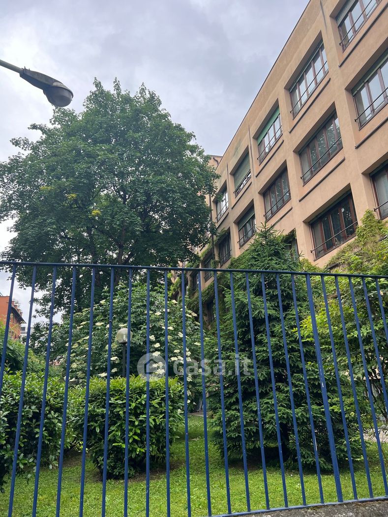 Bilocale Via Privata Angera 3 a Milano