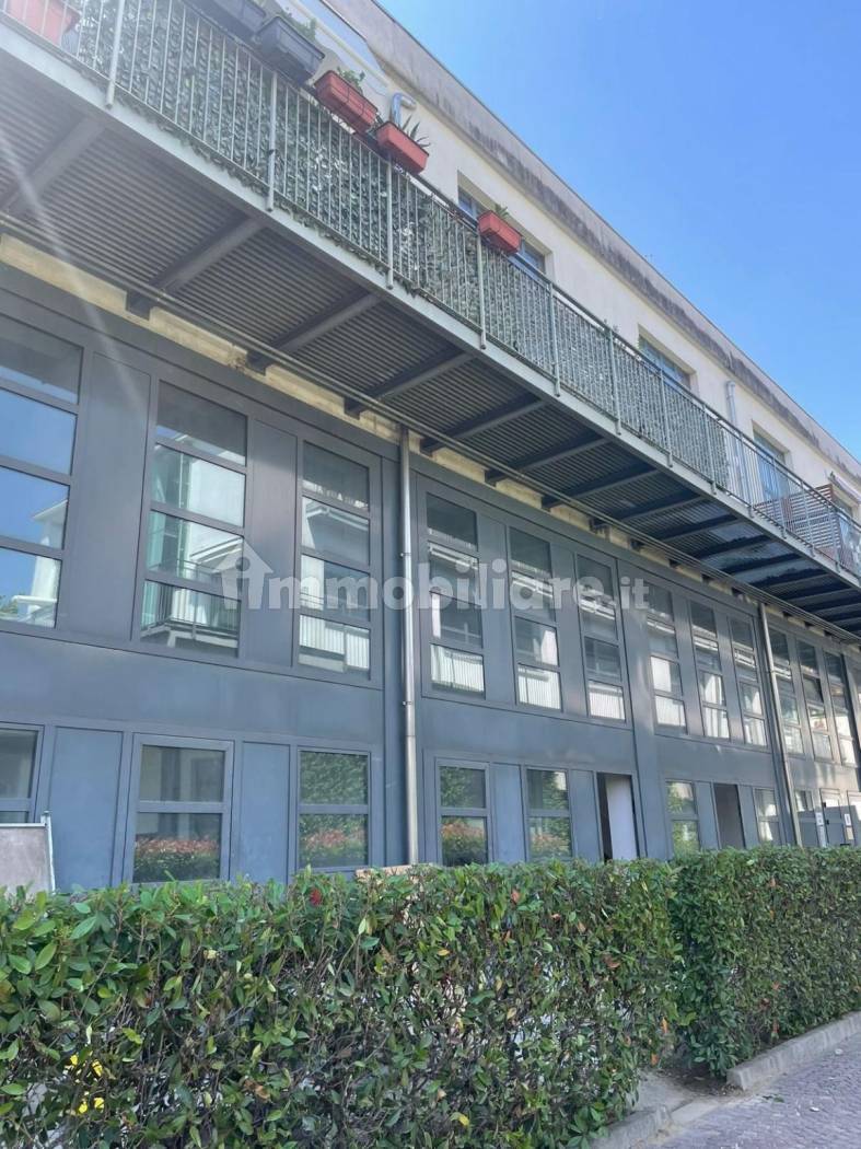 Edificio in Vendita MilanoBovisaVia Simone Schiaffino